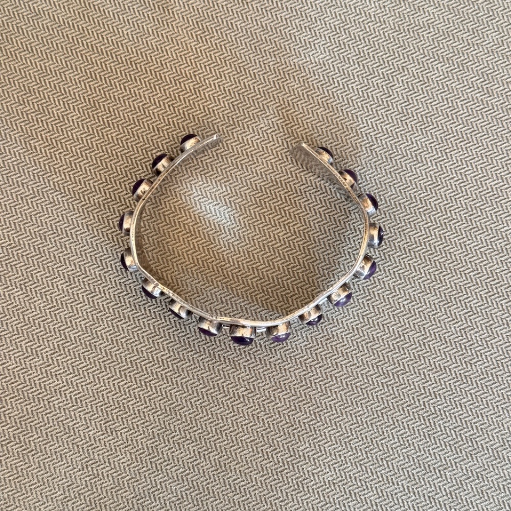 Lot of 3 Vintage Mexico Sterling Silver & Amethyst Bracelet, Cuff and Brooch - Picture 10 of 12